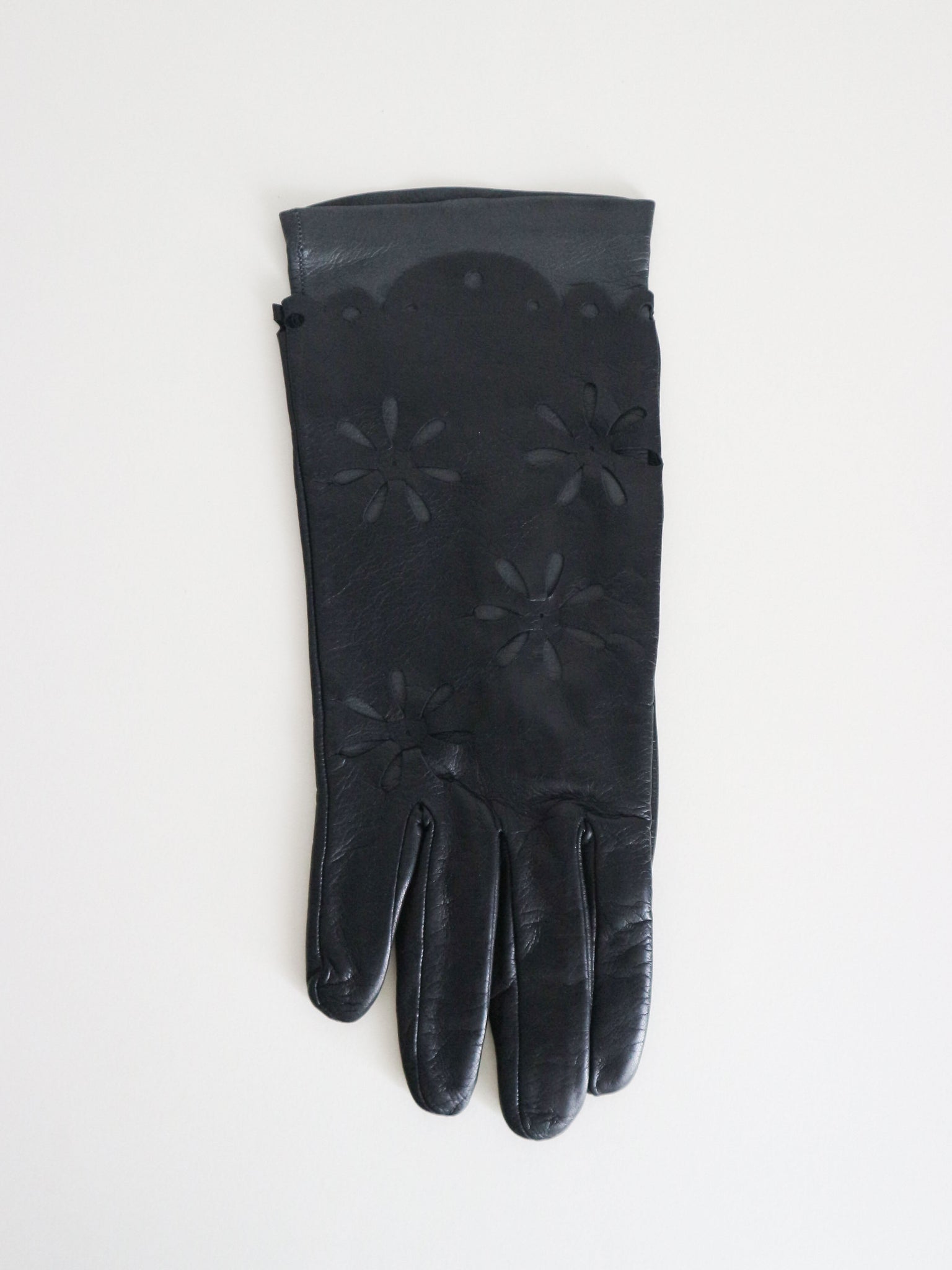 0571 / Moschino Leather Gloves