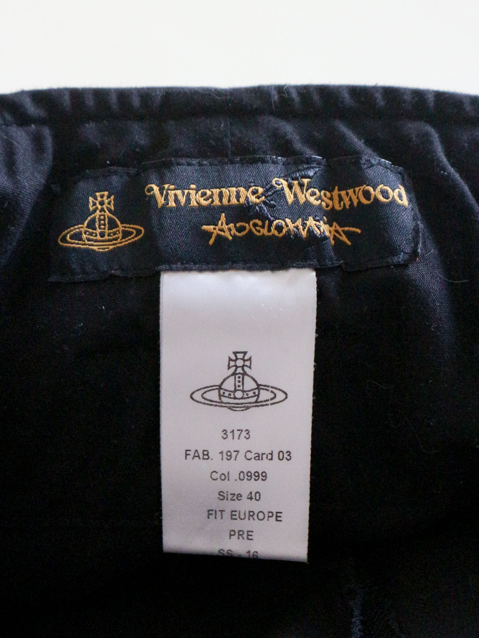 0604 / Vivienne Westwood Shorts