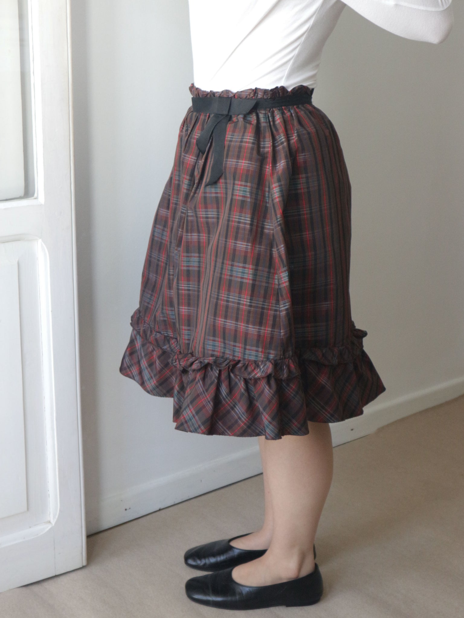 0621 / Moschino Plaid Skirt