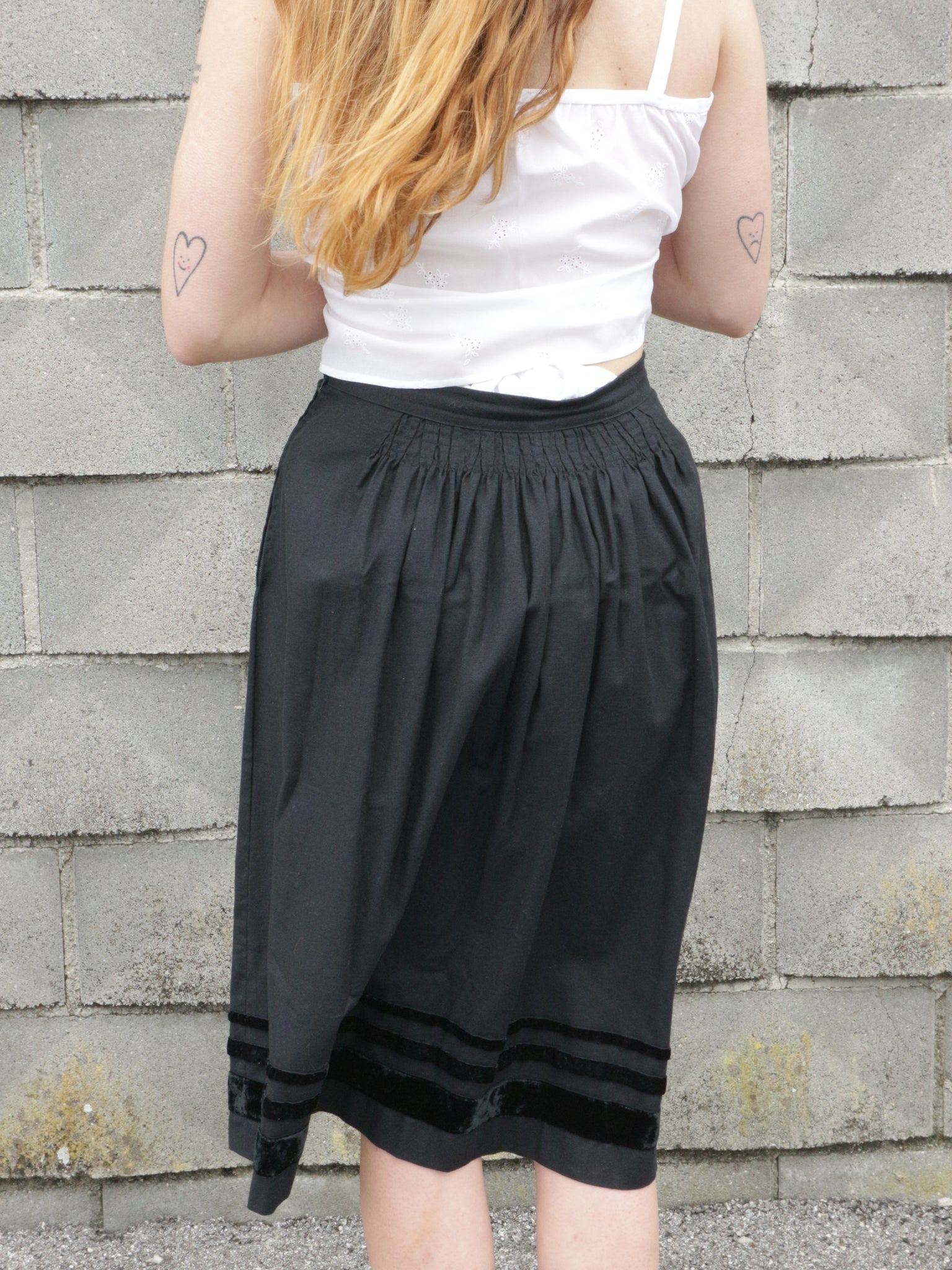 0452 / Antique Handmade Skirt